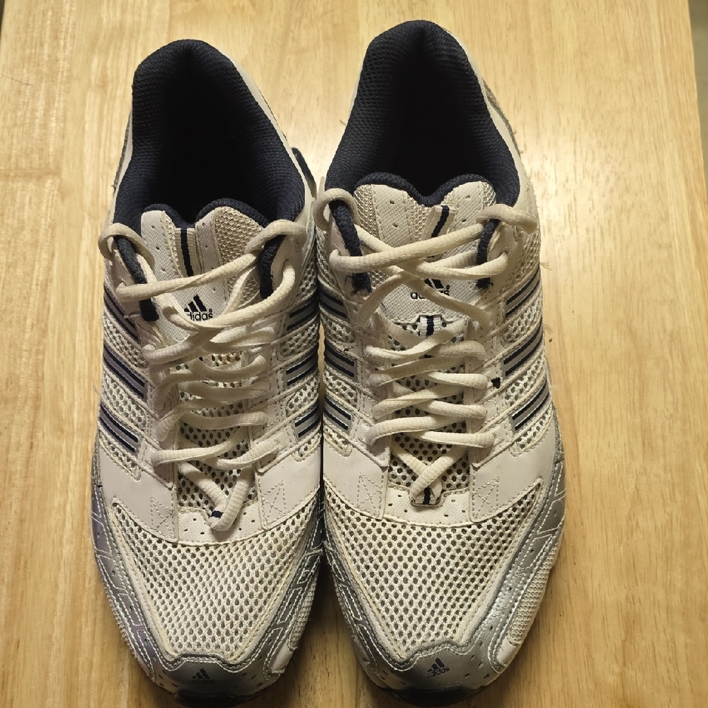 Adidas Classic White and Black Running Shoes